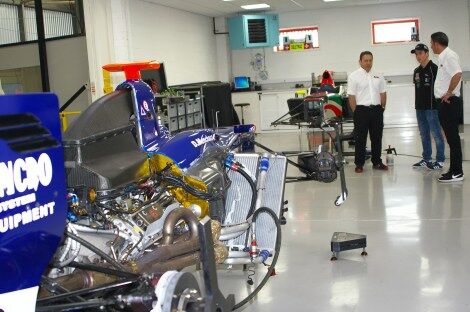 Calan Williams car getting ready for race day
